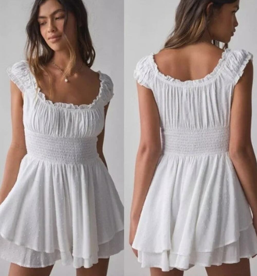 Urban Outfitters UO NWT Rosie White Smocked Tiered Ruffle Romper Size M